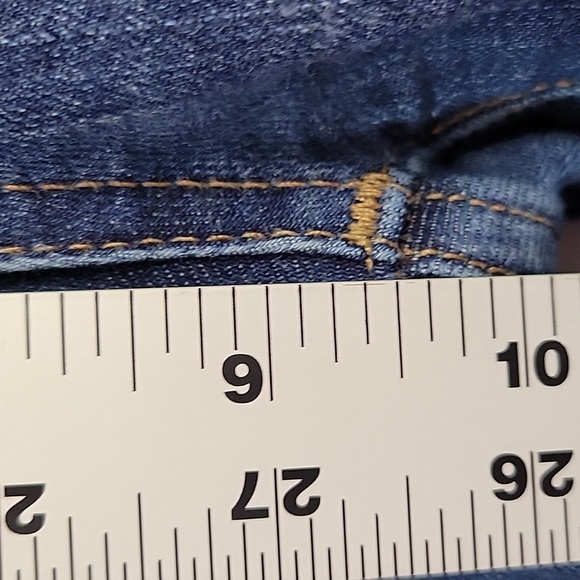 Madewell Jeans 9" High Rise Button Fly Frayed Cuffs Size 27T - Picture 10 of 13